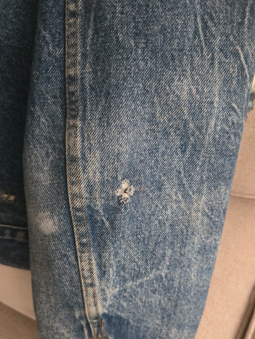 Size 40 Large Vintage Levi's Trucker Jacket